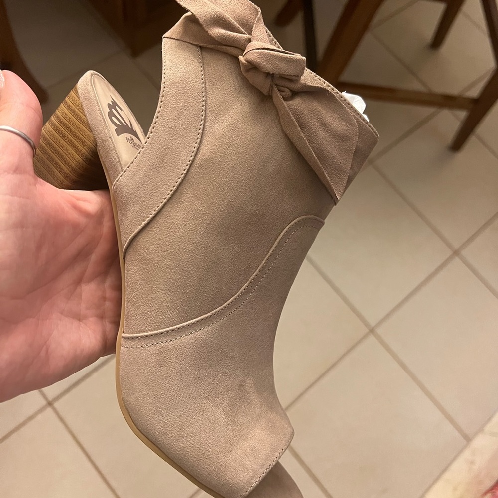 NIB open toe bootie sandal